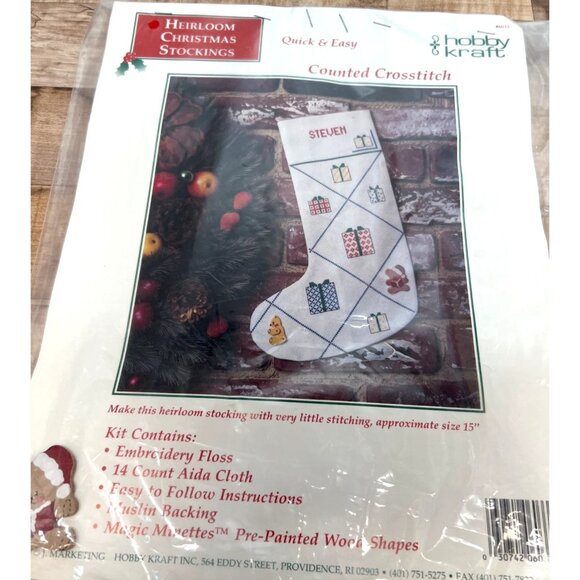 Hobby Kraft Heirloom Christmas Stocking Counted Crossstitch Kit - Picture 1 of 4